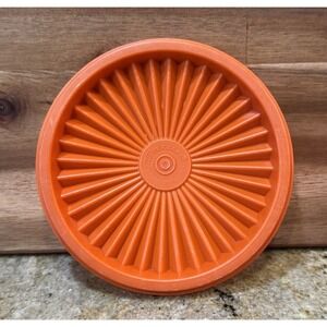 Vintage Tupperware #812 Starburst Round SERVALIER Replacement Lid Orange 5"